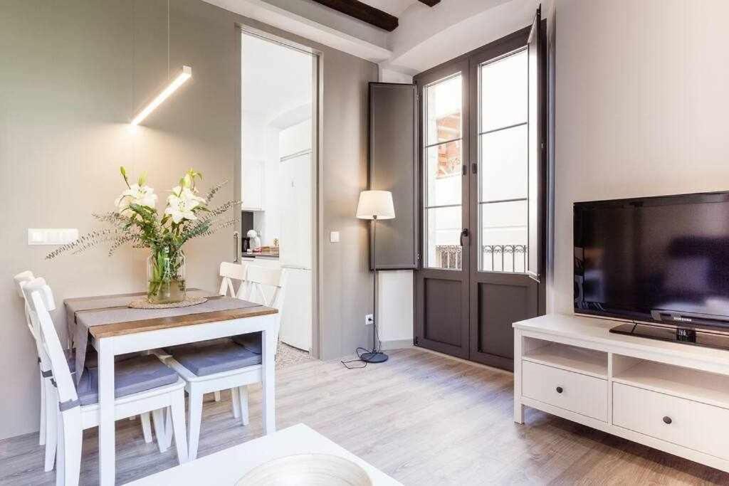Sleep & With Balcony Bonaventura 3 * Girona